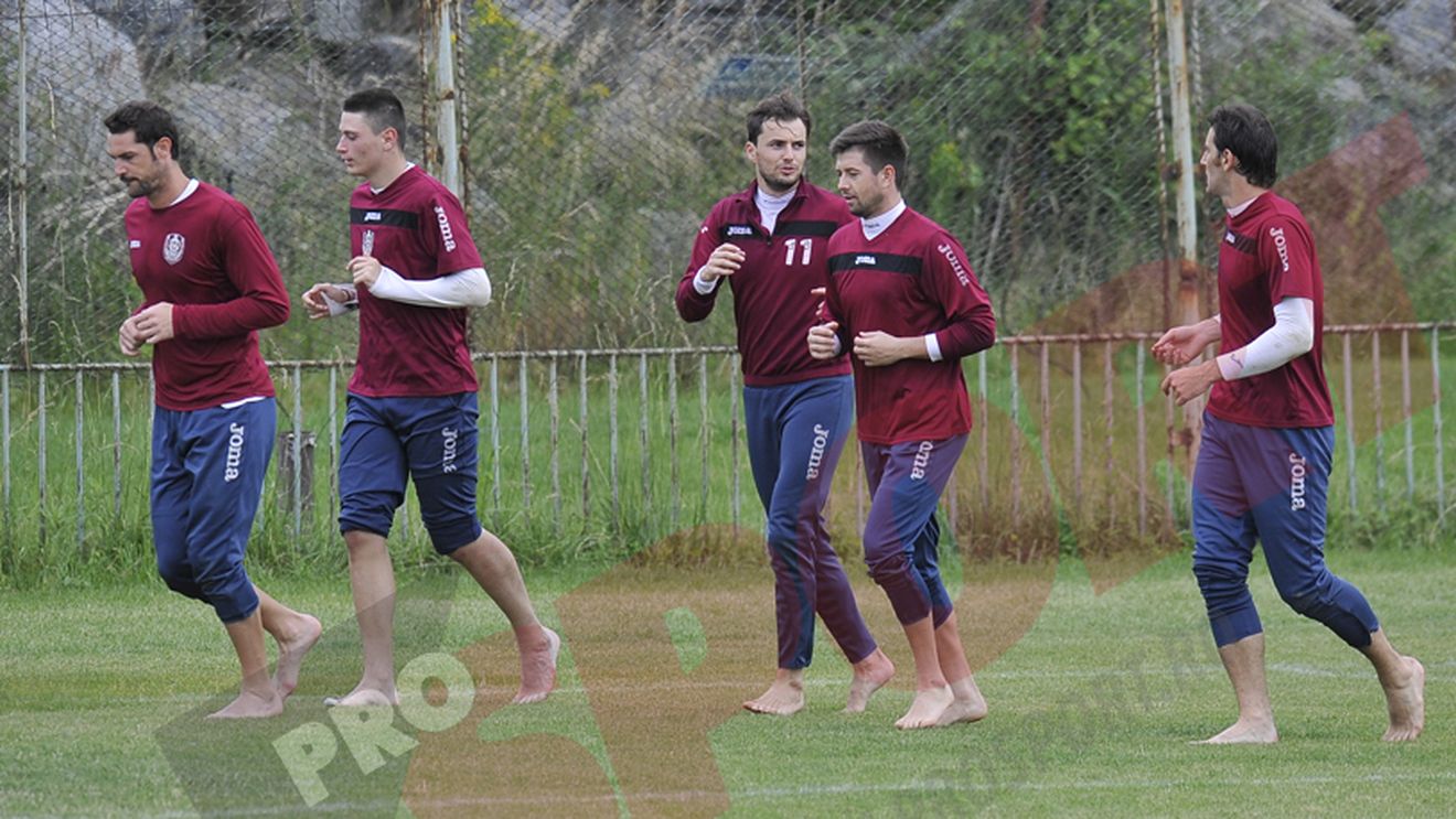 FOTO | Se poartă portarii la CFR. Miriuță are cinci goalkeeperi