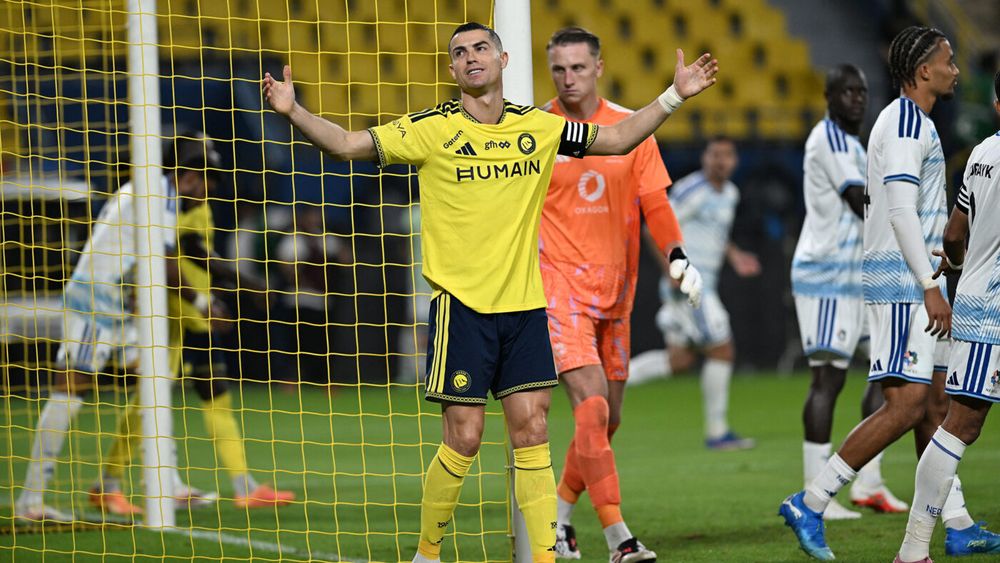 Gest incredibil făcut de Cristiano Ronaldo după victoria lui Al-Nassr! A primit premiul de omul meciului, dar l-a refuzat în fața tuturor. VIDEO