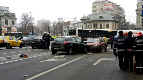 Accident grav în centrul Bucureștiului, la Piața Romană! Două persoane au murit și șase au fost rănite. FOTO | Primele imagini