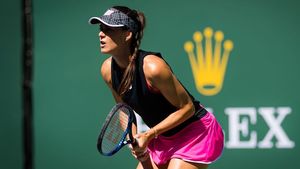 Sorana Cîrstea a învins-o pe Anna Kalinskaya și s-a calificat în optimi la Indian Wells pentru prima oară în carieră! Ce meci o așteaptă pe „Sori", contra Simonei Halep!