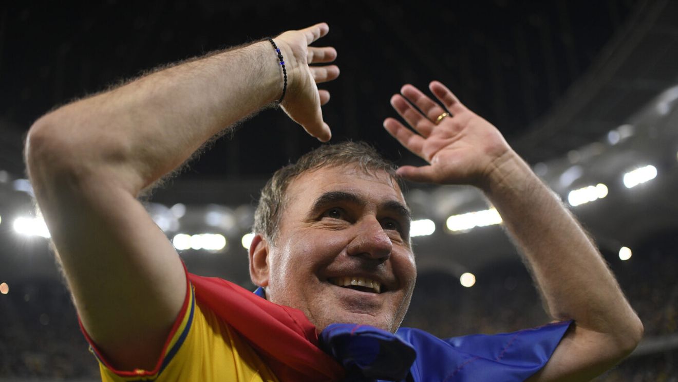 Gică Hagi e noul selecționer al României. Vezi aici în direct prezentarea oficială a „Regelui"