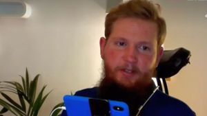 Cum arată acum o zi din viața lui Mihai Neșu: „E un progres uriaș pentru mine că pot ridica o cană de pe masă”