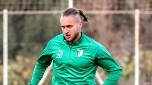 Veste proastă pentru George Puşcaş. Ce s-a întâmplat după 45 de minute ale meciului lui Bodrumspor