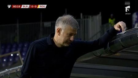 Imagini greu de privit cu Edi Iordănescu, pe finalul meciului cu Belarus! Prestația lamentabilă a tricolorilor l-a făcut să cedeze pe bancă | FOTO
