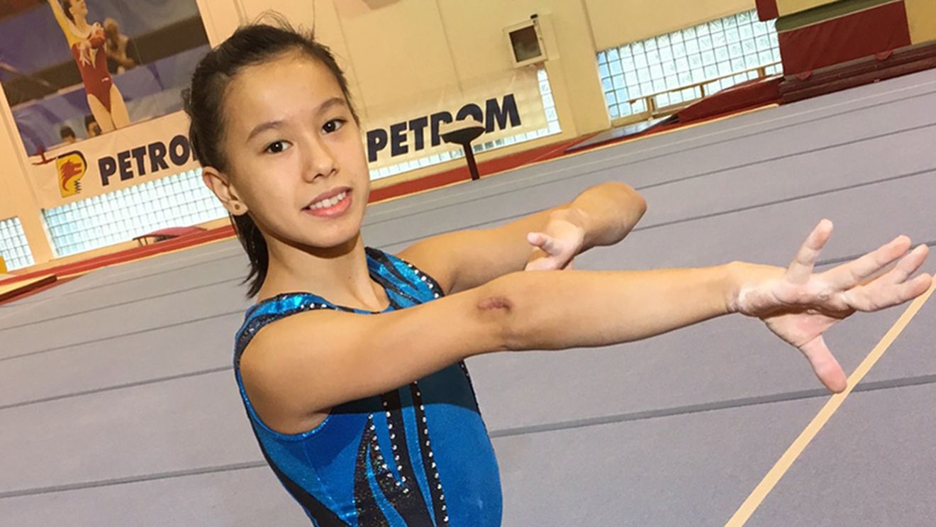 DEZVĂ‚LUIRE | Mama gimnastei Asiana Peng susține că fiica sa ar fi fost supusă unor antrenamente brutale și le solicită un punct de vedere public șefului FRG, dar și antrenorilor Bellu și Bitang 