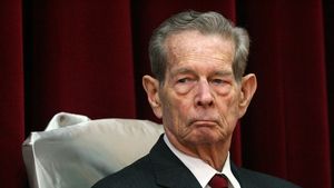 Regele Mihai a încetat din viață! Ce spun Szabo, Gațu, Ienei și Ilie Năstase. "Am fost împreună la Statuia Libertății, știu cât de mult suferea că nu se putea întoarce în țară. Îmi aprecia munca și meciurile mele" 