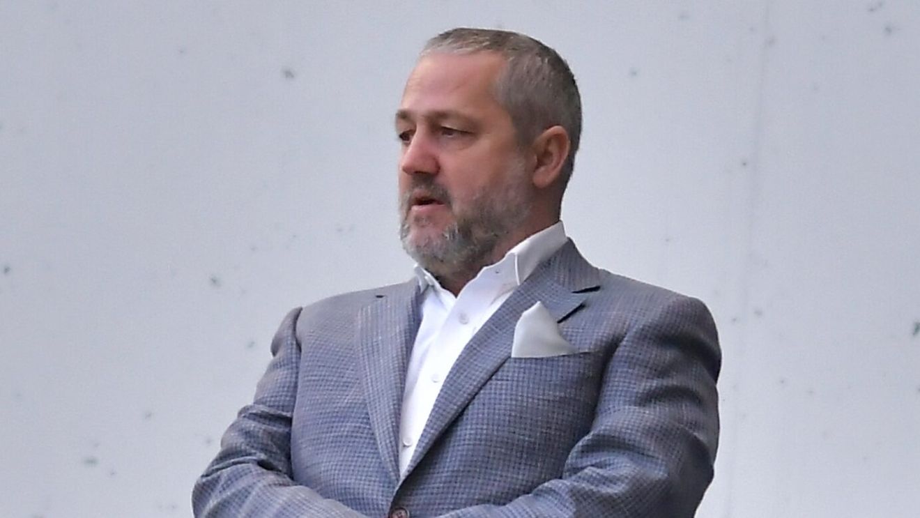Ce țeapă de proporții şi-a luat Mihai Rotaru. Patronul Universității Craiova a recunoscut la TV: "E singurul pariu pierdut"