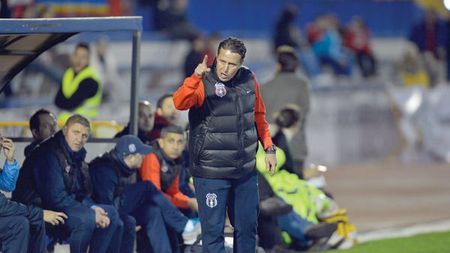 Petrescu e gata să parieze pe Steaua:** "Va arăta foarte bine cu Ajax!" Pe ce se bazează "SuperDan"