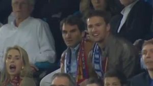 VIDEO Federer, așa cum nu l-ai mai văzut până acum!** Ce a făcut fostul număr 1 mondial în timpul semifinalei dintre FC Basel și Chelsea