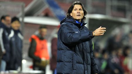 Nicolo Napoli: "Mai avem 10 meciuri pe care le vom juca pe viață și pe moarte". Prima țintă: Dinamo