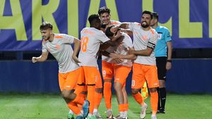 Fiul patronului de la Metaloglobus, declarație curioasă după promovarea miraculoasă în Superliga! „Planeta intră în orbita lui FCSB! Vor fi cele mai tari echipe din istoria României”