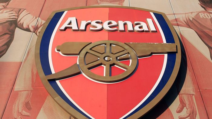 Arsenal vrea să strângă 200 de milioane de euro din vânzarea de jucători ca să își facă echipă de Champions League!