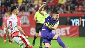 Ioan Andone îi cere lui Louis Munteanu să se transfere la FCSB, pentru a juca lângă Bîrligea, decât să plece în Croația la Dinamo Zagreb