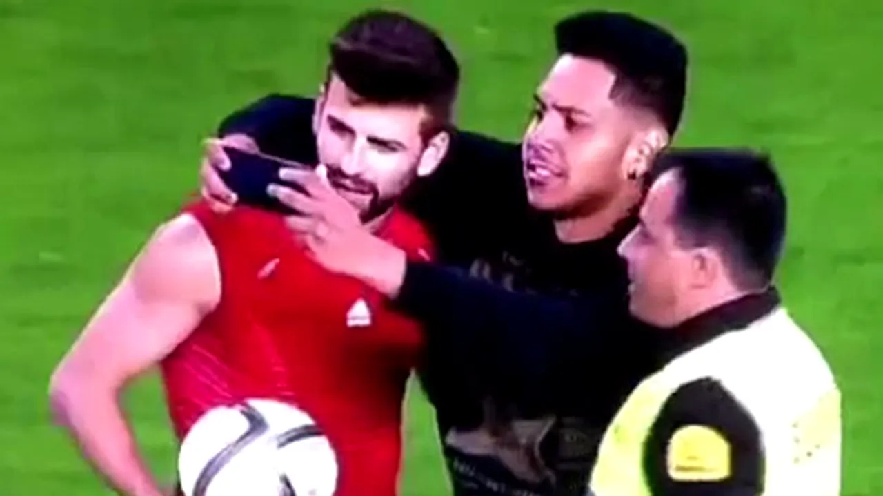 Un fan a intrat pe teren și și-a făcut un selfie cu Pique la finalul meciului Spania-Luxemburg