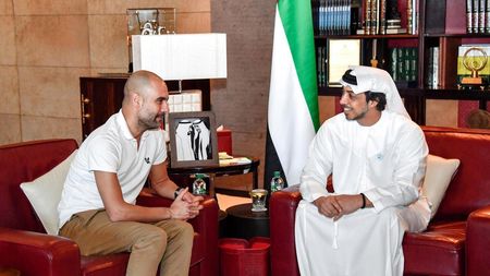 EXCLUSIV | Cum au încercat dinamoviștii să-l fenteze pe Florin Manea: "Repede cu oferta că îl vrea Manchester City :)"