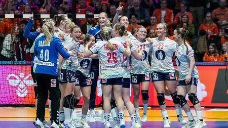 Finala Campionatului Mondial de Handbal Feminin poate aduce surpriza deceniului sau confirmarea dominării imperiale. Germania – Norvegia, un meci de neratat