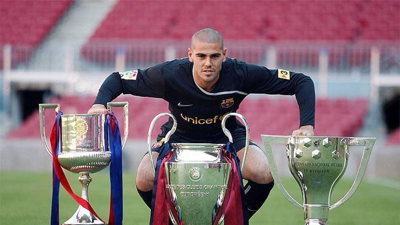 22 de trofee cu mănușile Barcelonei și un mod original de "a stinge lumina". Victor Valdes a anunțat că s-a retras, apoi a "fugit" de pe rețelele de socializare