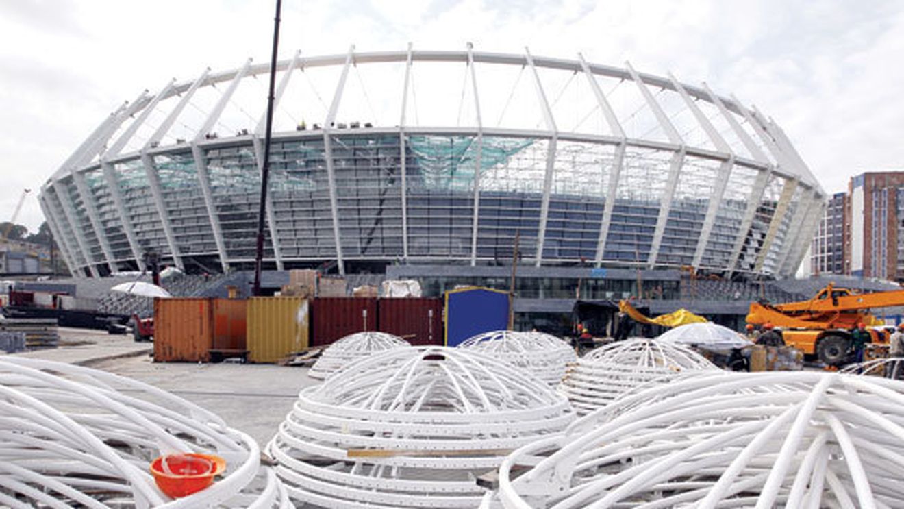 Ucraina, depășită  de situație!** Stadioanele nu sunt gata cu câteva luni înainte de Euro!