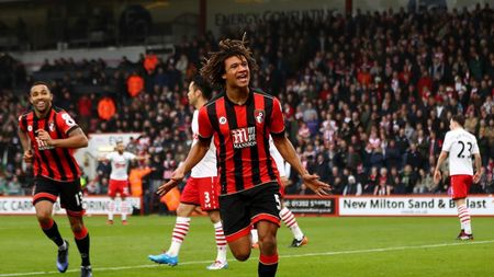  Apărarea de fier a lui Conte mai primește o veste bună. OFICIAL | Fundașul care se întoarce la Chelsea după ce a impresionat în Premier League