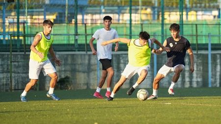 A fost sub „bagheta” lui Ionuț Chirilă! Acum el coordonează peste 450 de copii în cartierul Colentina: „Ne concentrăm pentru a forma jucători”. SPECIAL