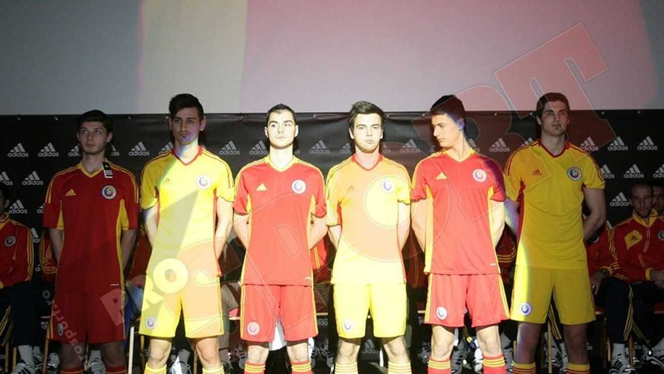 FOTO** Noul echipament al naționalei! "Tricolorii" revin la galben! Cum ți se pare decizia FRF?