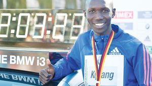 Polițist maratonist! Wilson Kipsang a stabilit un nou record mondial la maraton