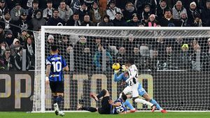 Scandal uriaş! Comentatorul l-a jignit pe prim-ministru şi a fost schimbat la pauza meciului: „Cel mai mare monstru”