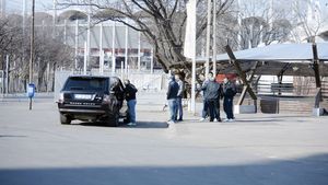 Au declarat RĂ‚ZBOI bișnițarilor!** Razie a Poliției la Național Arena și în Ghencea