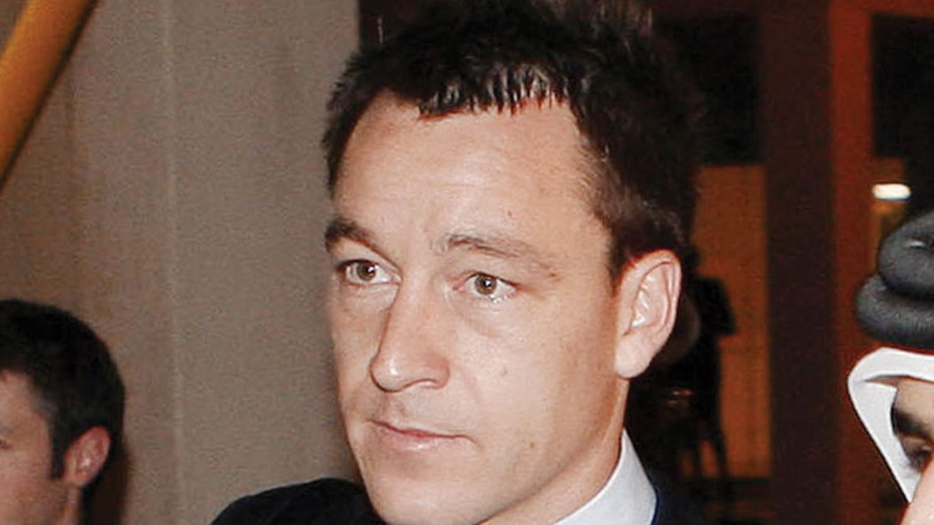 Terry a mai "bifat" o soție de fotbalist!