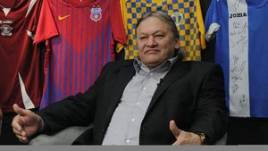 Dănuț Lupu i-a luat la rost pe fanii lui Dinamo: "Totul se întâmplă pentru că li s-a permis! Să ne uităm cine sunt liderii și ce erau înainte" + mesaj pentru Prunea: "Scuze, Florin, dar..."