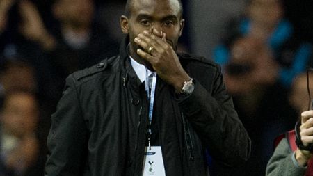 Revenire cu lacrimi în ochi!** Fabrice Muamba s-a întors pe stadionul unde a "murit" pentru 78 de minute