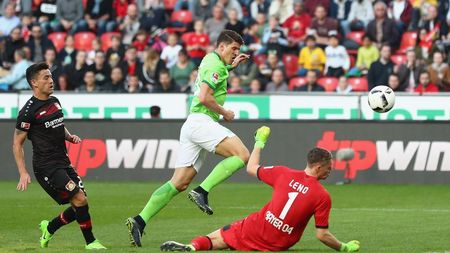 Nebunie în Bundesliga! Leverkusen avea victoria în buzunar în minutul 70 al meciului cu Wolfsburg, dar golgheterul Mario Gomez nu a fost de acord. Cât s-a terminat thriller-ul de pe Bay Arena