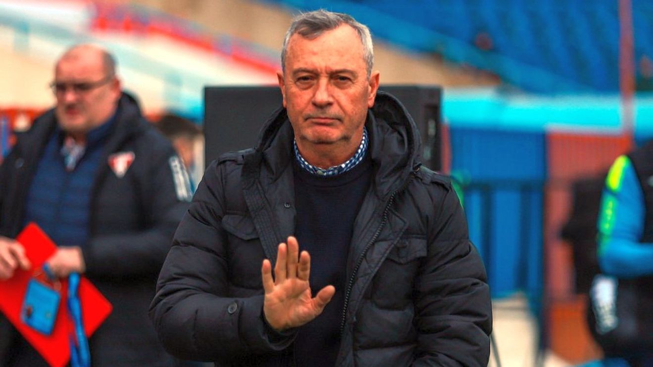 Mircea Rednic, explicații după ce UTA a pierdut calificarea în „sferturile” Cupei României! „Ar fi trebuit să folosesc jucătorii cei mai în formă”