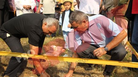 Moment festiv la Timișoara! Hristo Stoichkov a pus piatra de temelie a casei bulgarilor din Banat FOTO