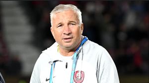 Noroc pentru Dan Petrescu. CFR joacă în Ungaria și va avea o deplasare de doar 500 de kilometri. Cine este Neman Grodno, primul adversar din Europa pentru clujeni. ANALIZĂ