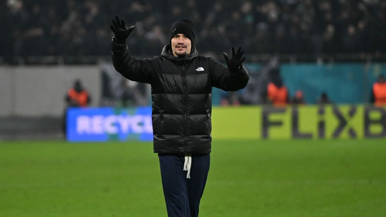 N-a mai rezistat. Ce a făcut Darius Olaru, direct de pe gazon, deși n-a jucat niciun minut în FCSB - PAOK 2-0