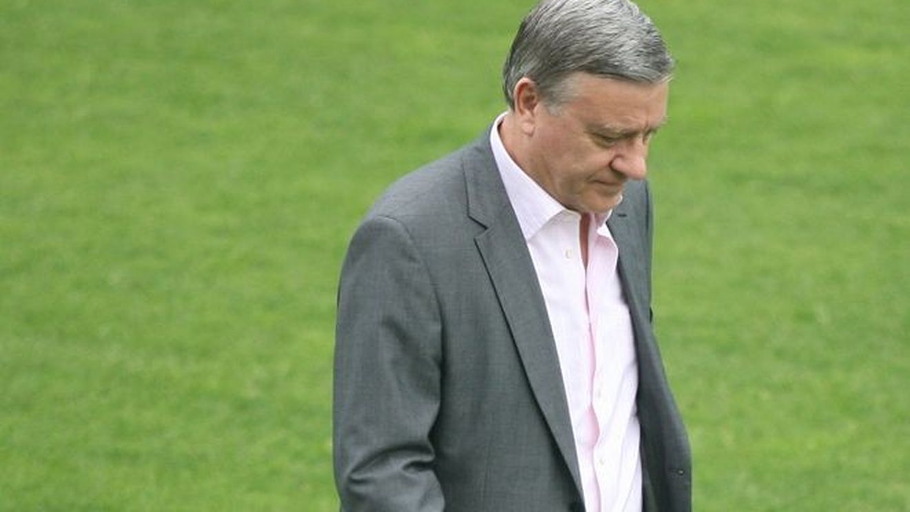 Sandu: "Avem nevoie de arbitrii români!"** Ce câștigă Liga lui Mitică dacă respectă convenția cu UEFA?