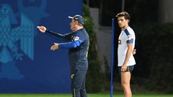 „E momentul discuției bărbătești Gică Hagi – Ianis Hagi! Păi, ce mi-a spus că pățește băiatul în Turcia…”. Fostul selecționer se dezlănțuie după Suedia – România 2-1. EXCLUSIV  