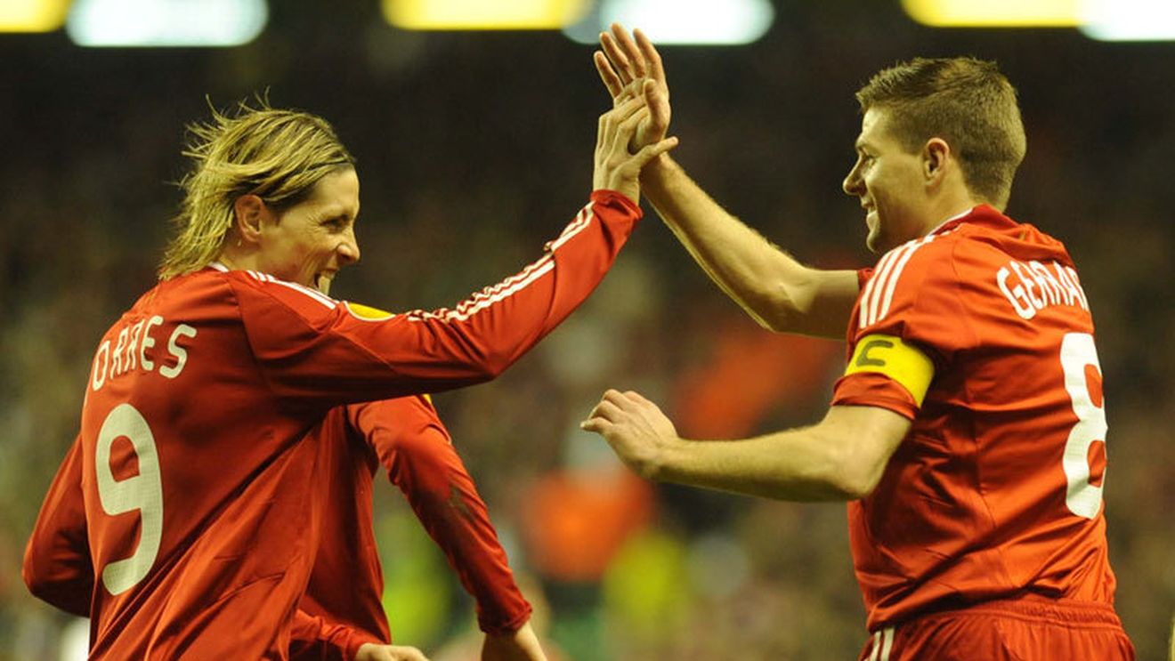 VIDEO Vezi reacția uluitoare a lui Gerrard în momentul schimbării lui Torres!** Benitez: "Era epuizat!"