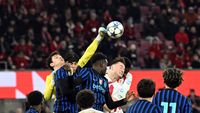 Portarul lui Inter, suspendare uriașă după ce a lovit un arbitru!