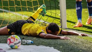Final de infarct în Bundesliga! Borussia Dortmund s-a încurcat acasă cu o echipă care avea 4 înfrângeri consecutive, Bayern a luat titlul cu un gol marcat în minutul 89!