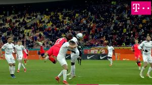Imagini șocante la derby-ul FCSB - CFR! Iulian Cristea s-a umplut de sânge după golul care a salvat echipa roș-albastră de la înfrângere. „Nu am văzut nimic!” | FOTO