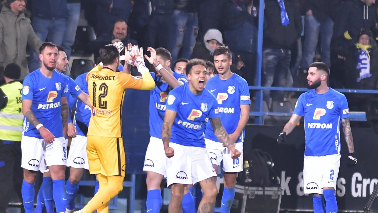 Rapid vrea să transfere de la Gică Hagi! A fost dorit de FCSB, CFR Cluj și Universitatea Craiova, dar poate ajunge sub comanda lui Adi Mutu