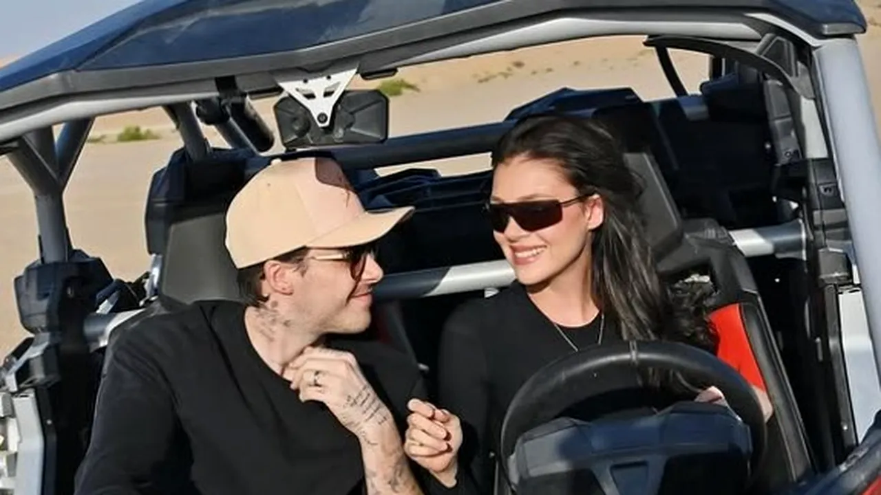 Nevasta l-a rupt total pe Brooklyn Beckham de David şi Victoria Beckham! Unde s-a distrat fiul starurilor engleze cu soția lui, după ce a refuzat să-şi vadă tatăl când a împlinit 50 de ani