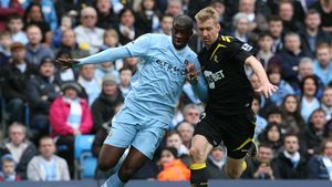 INCREDIBIL! Ce a făcut Toure nu vezi nici în telenovele!** A convins o tânără că e vânzător de mașini și a trăit doi ani o viață paralelă! Cum a fost prins "pe Google":