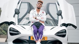 Dacă te cheamă Coman, ai probleme când conduci! După Florinel, și Kingley a comis o gafă colosală și ar putea fi amendat de Bayern Munchen cu 50.000 de euro!