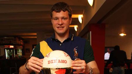 „E timpul să-i batem"