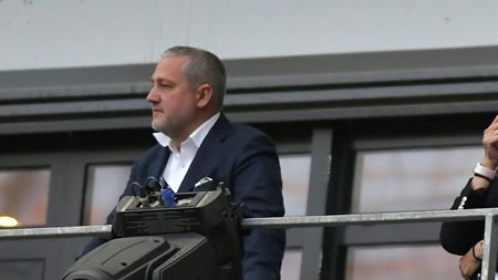 Mihai Rotaru, vacanță de milionar! Când alții aleg să se bronzeze la soare și să spargă mii de euro pe șampanii, finanțatorul Universității Craiova preferă destinații istorice! | EXCLUSIV