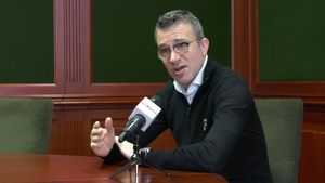 Veste bună pentru suporteri! Justin Ștefan s-a întâlnit cu ministrul Eduard Novak: „Ne-a asigurat ca avem sprijinul lui pentru deschiderea stadioanelor!”