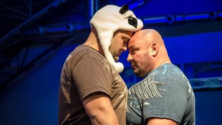 Gala Local Kombat de la Onești se dispută cu casa închisă!** "Pitbull" Atodiresei luptă pentru titlul mondial WAKO Pro! Vezi programul